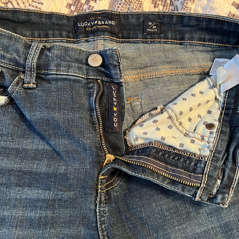 Lucky Brand Ava Skinny Jeans.  Size 10/30 Regular.
